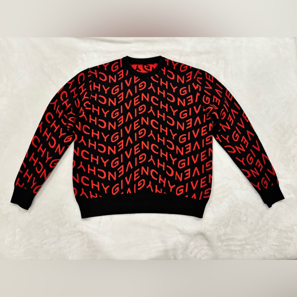 Givenchy Red and Black Knitwear